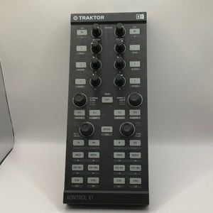 Native Instruments TRAKTOR X1 DJ Controller